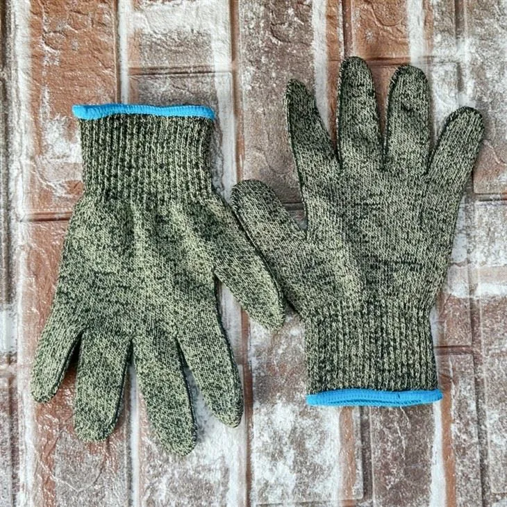 Heat and Cut Resistant Gloves